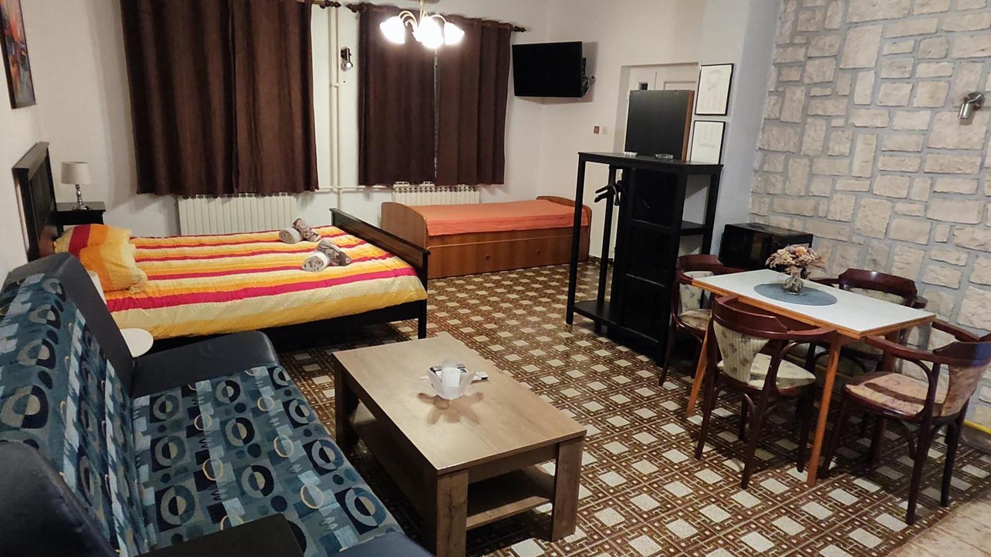 Apartment House Marcone - Pool