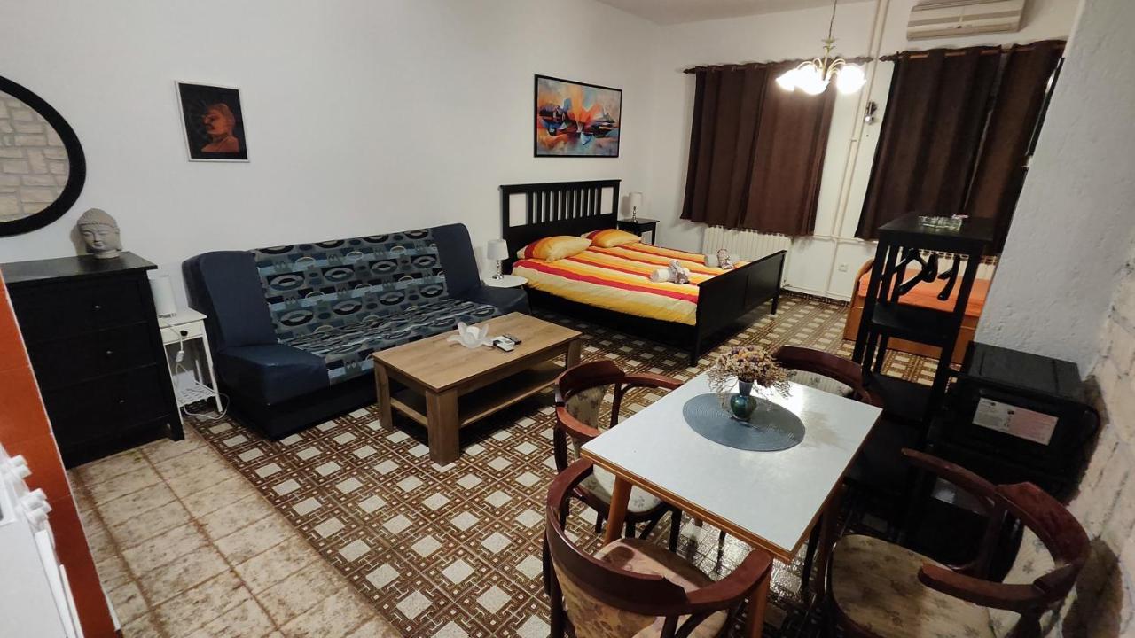 Apartment House Marcone - Pool *