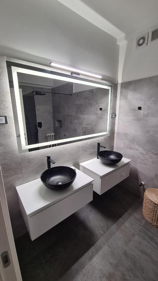 Apartment House Marcone - Pool
