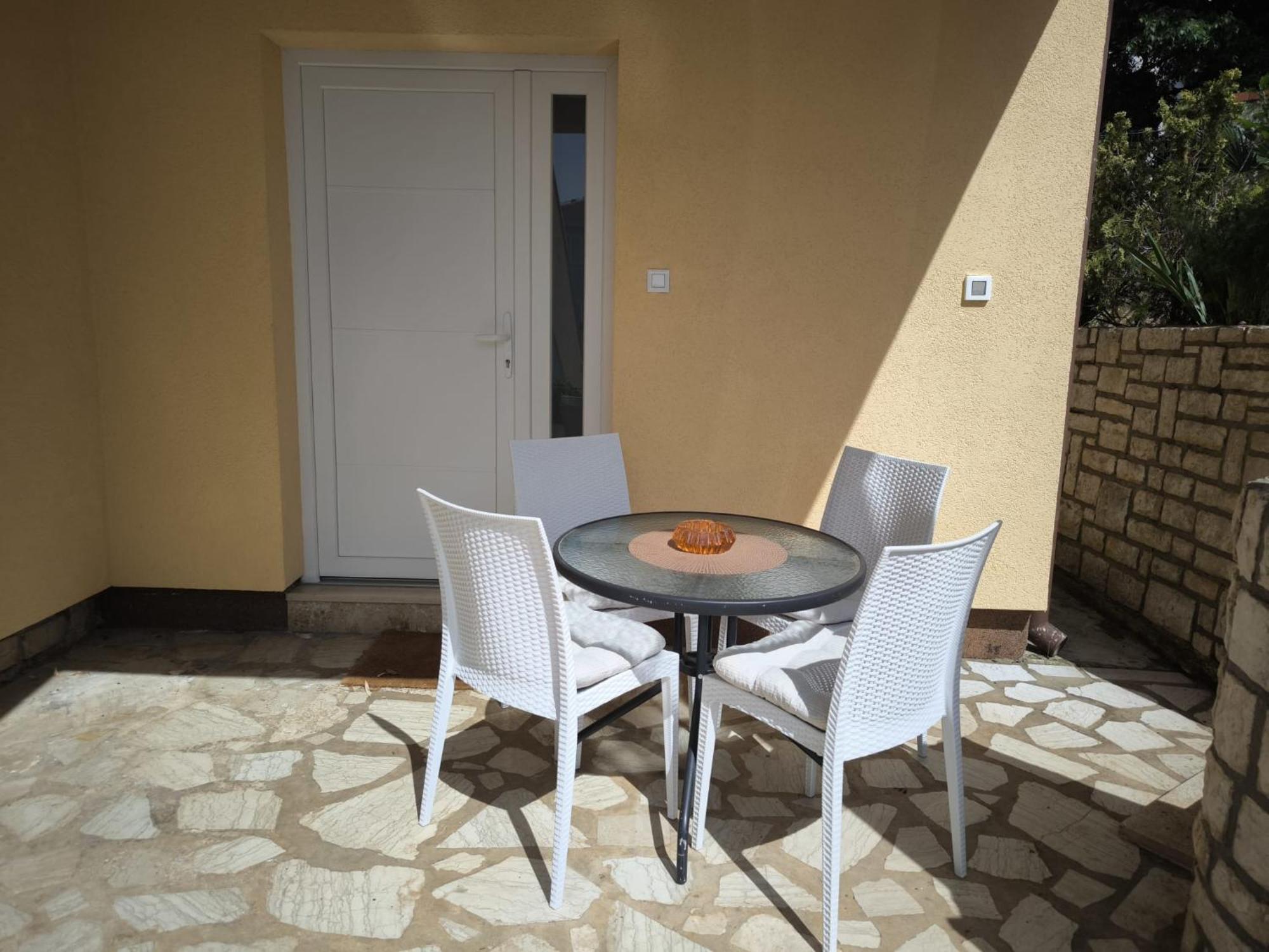 Apartment House Marcone - Pool *